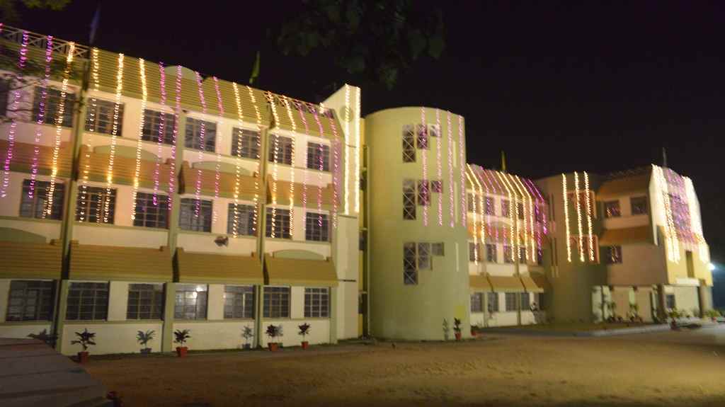 JAWAHAR VIDYA MANDIR