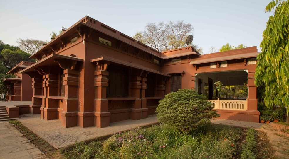 Rajghat Besant School
