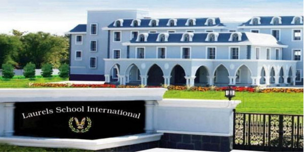 Laurels International School