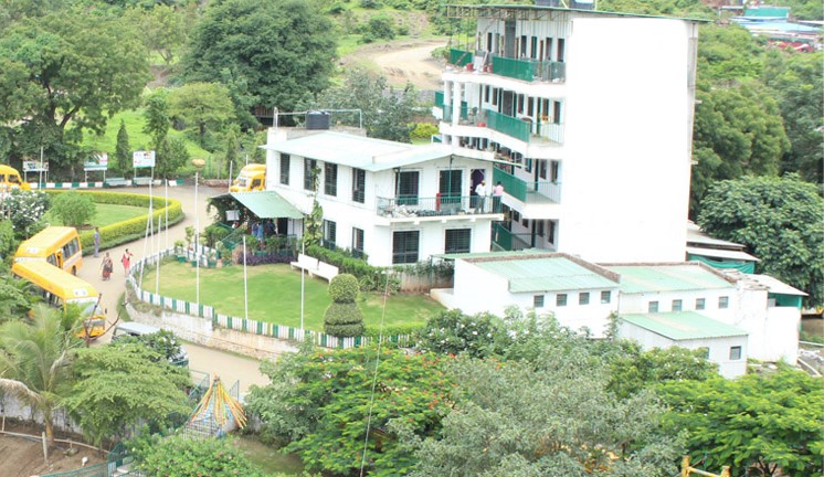 Aaryans School