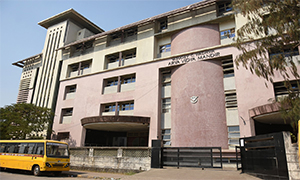 Arya Vidya Mandir High School