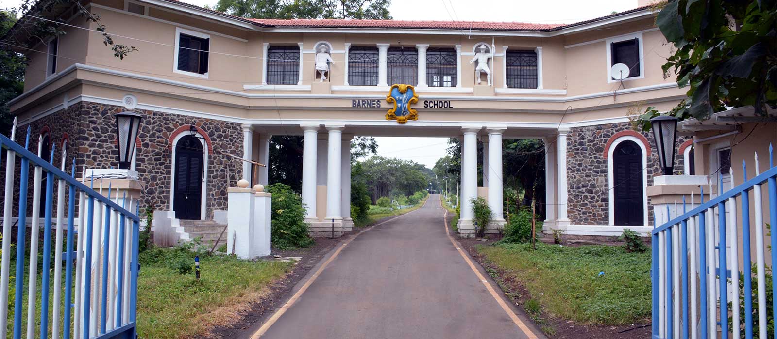 Barnes School And Junior College