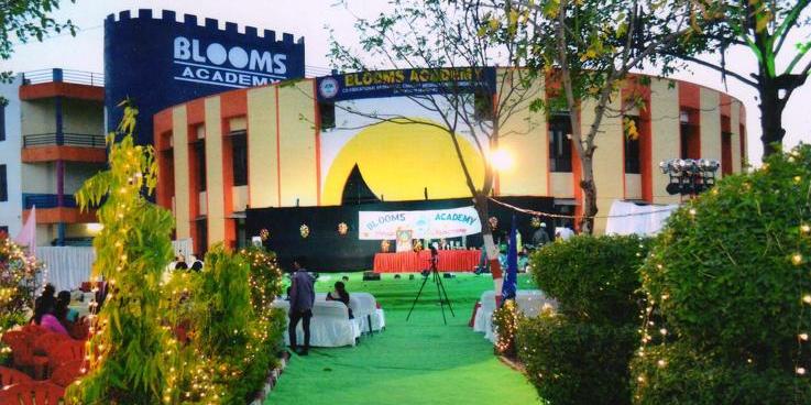 Blooms Academy