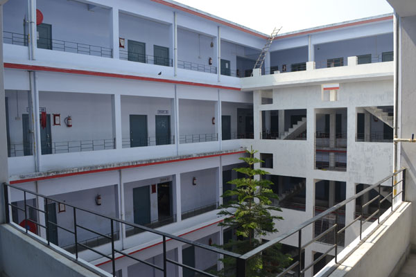 B R B Model School