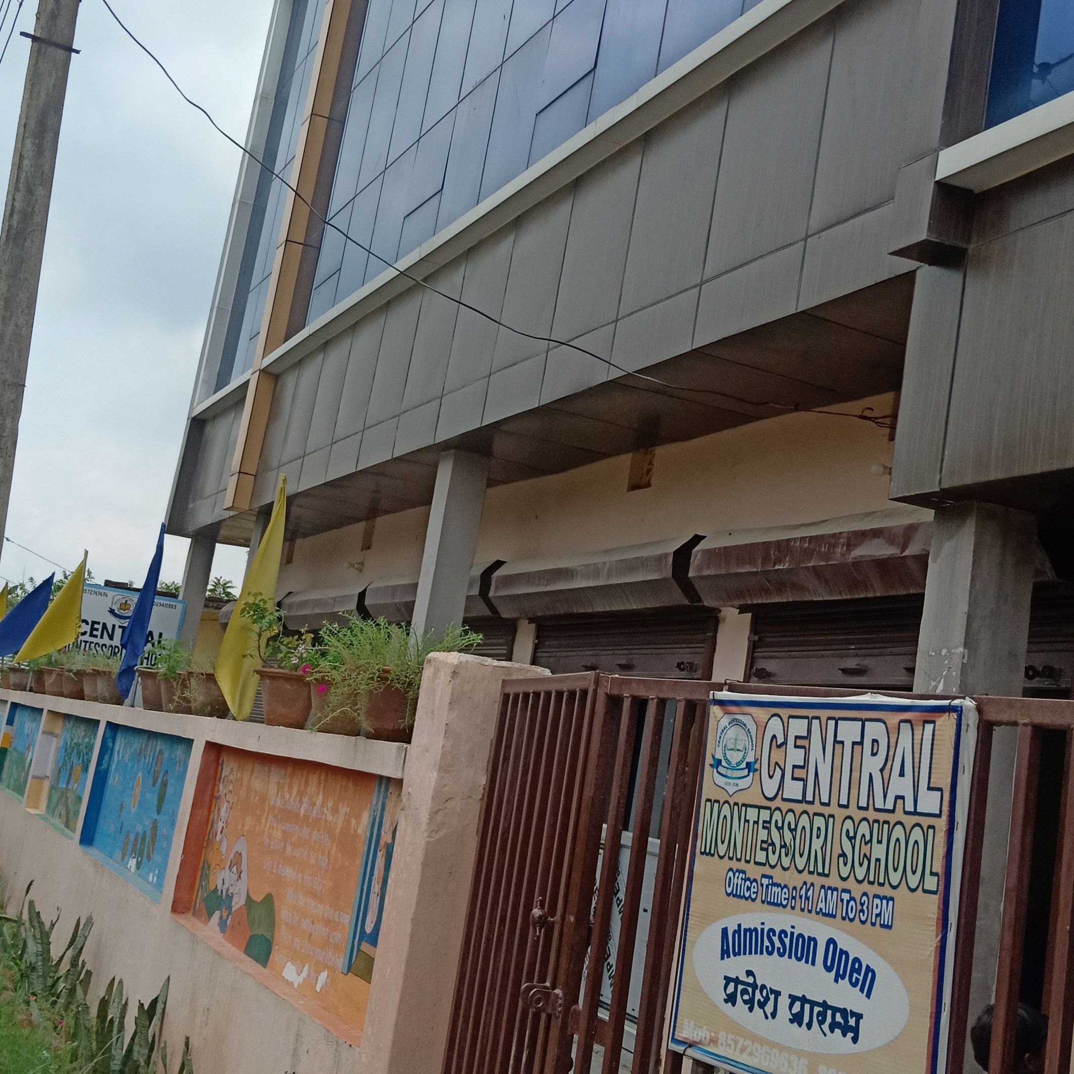 Central Montessori School