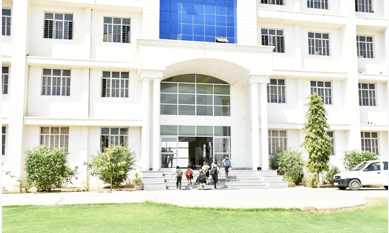 Choudhary Gharsiram Public School