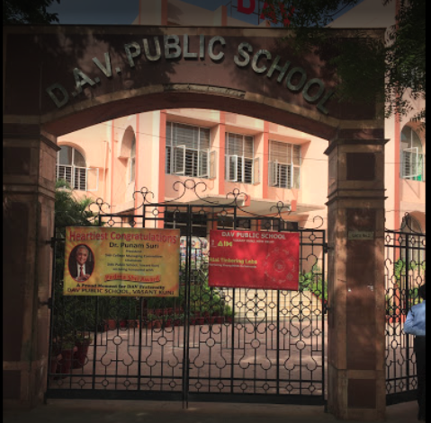 D A V Public School