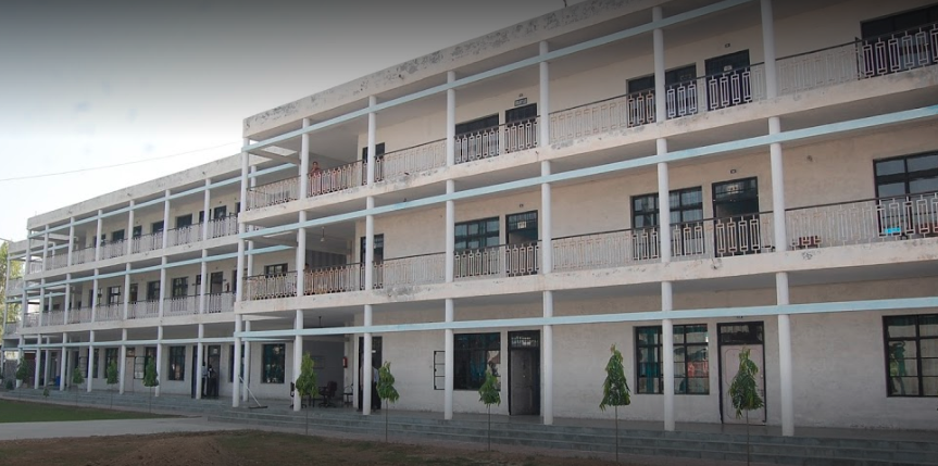 D C M International School