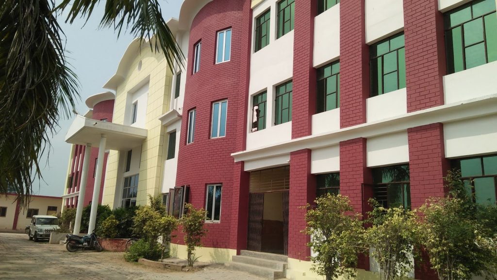 D R International School
