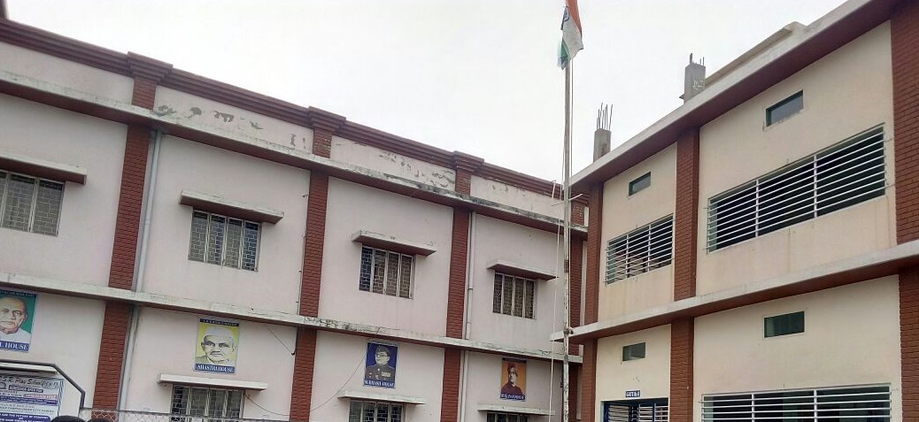 D S R Modern School