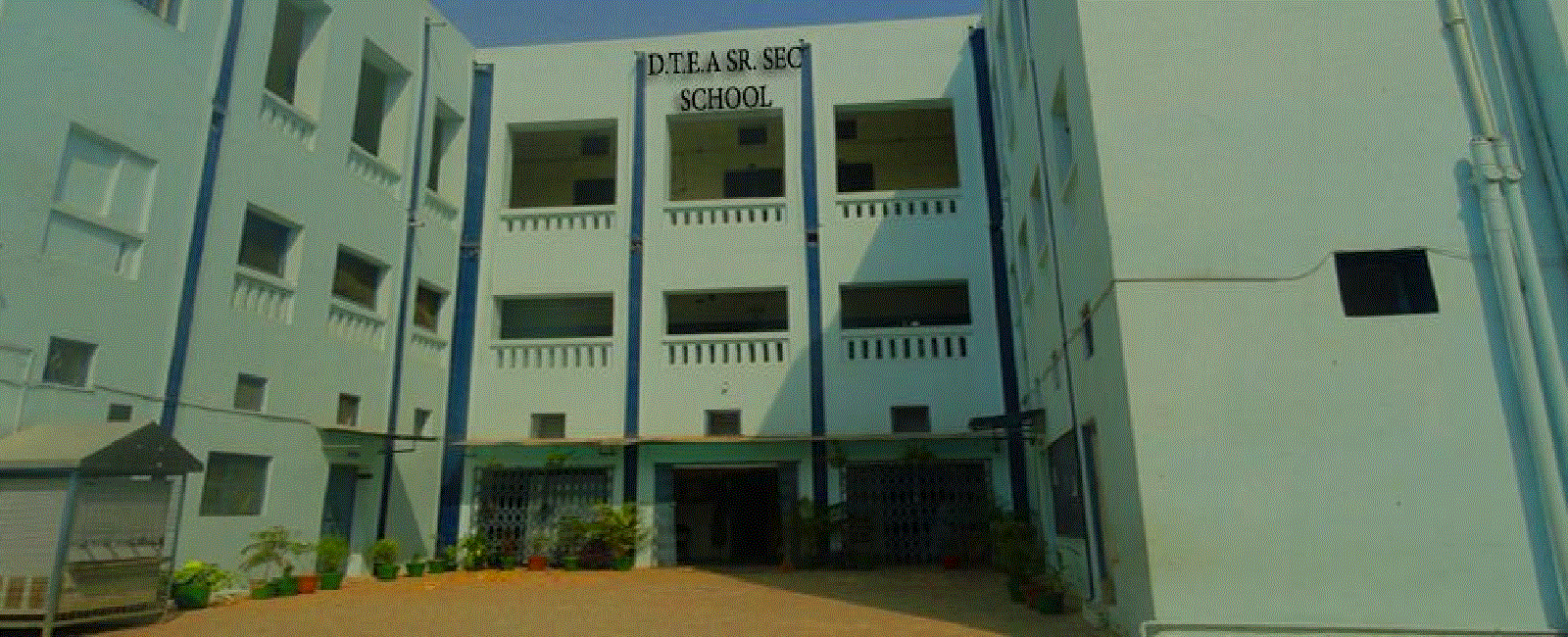 Delhi Tamil Education Association Sr. Sec. School