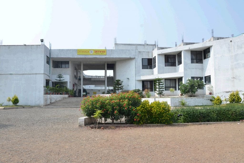Dnyanada English School