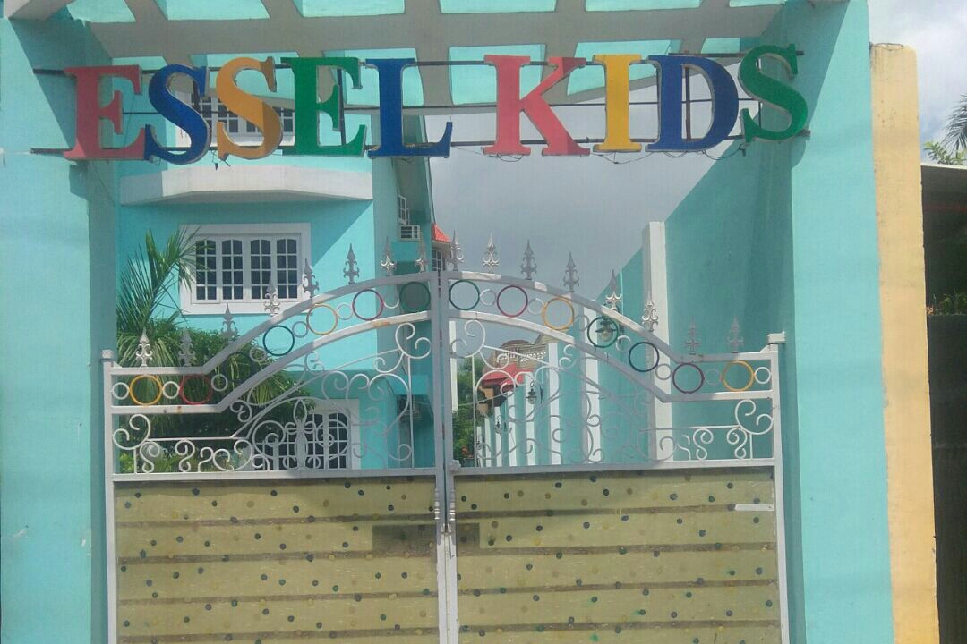 Essel Kids School