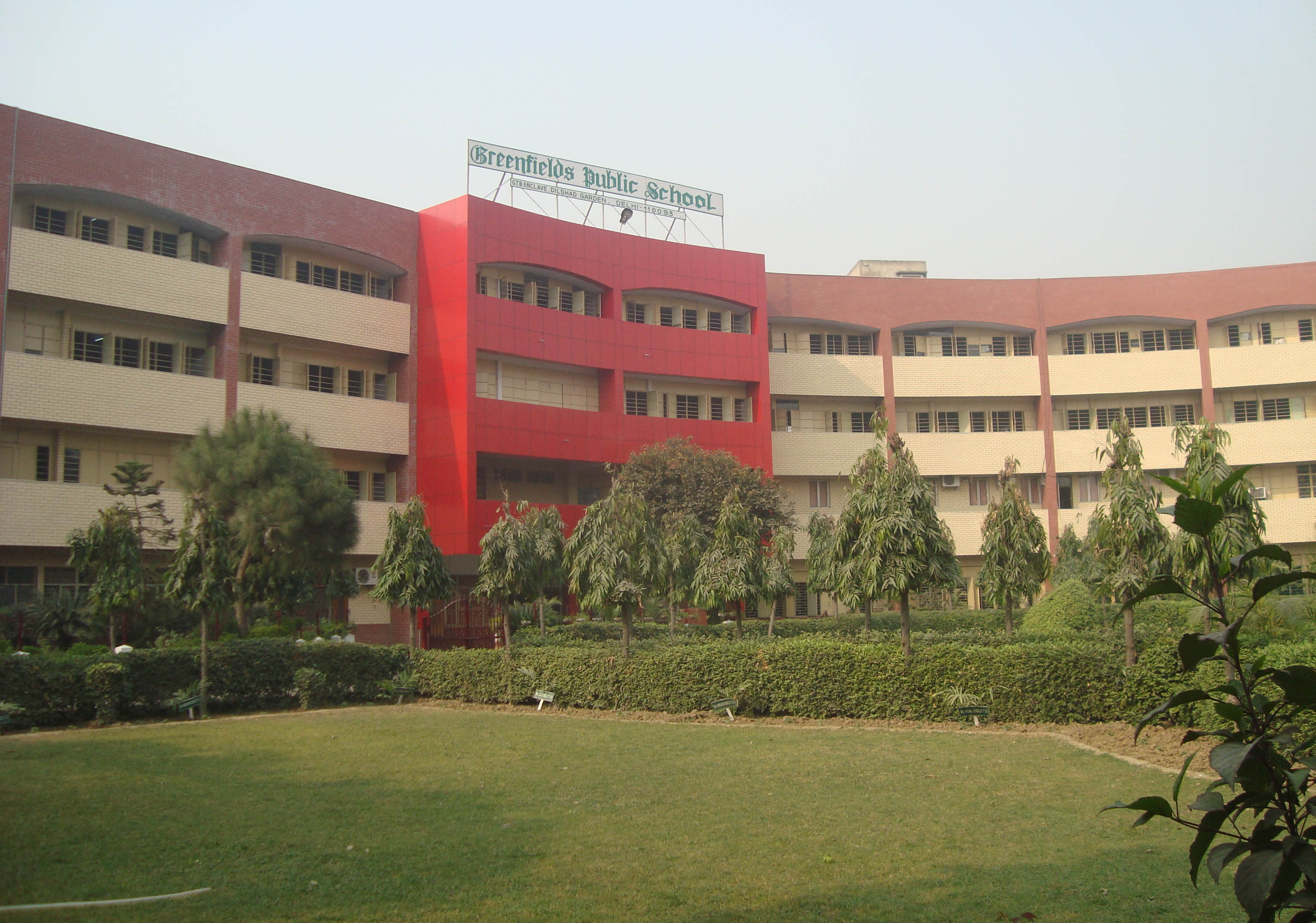 Green Field Public School