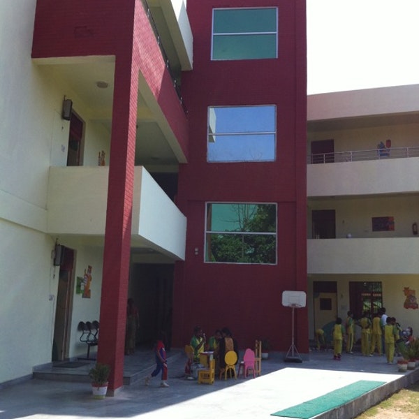 Green Willow Public School