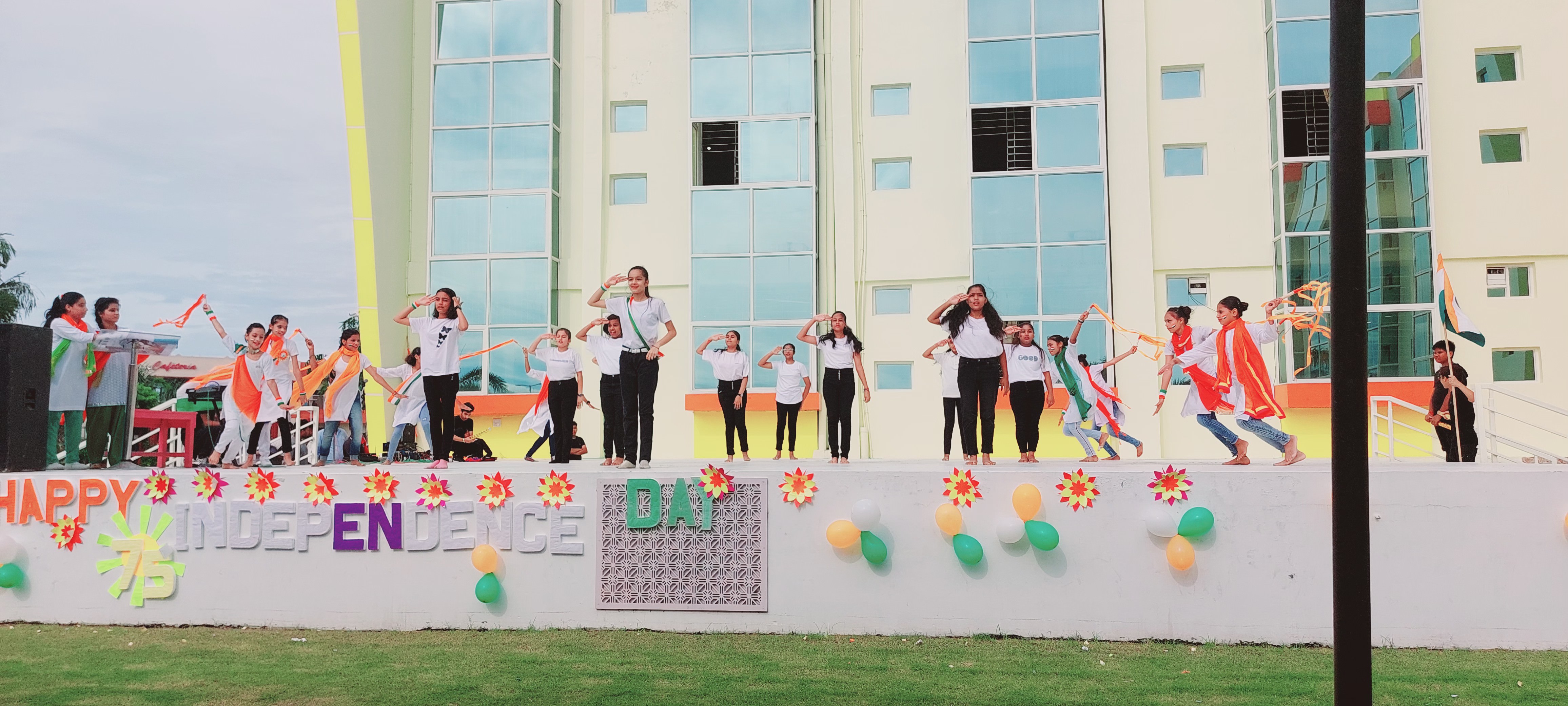 H P International School