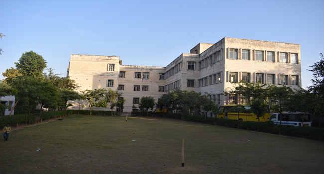 Hans International School