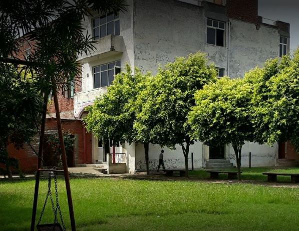 Malik Inter College