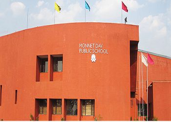 Monnet Dav Public School