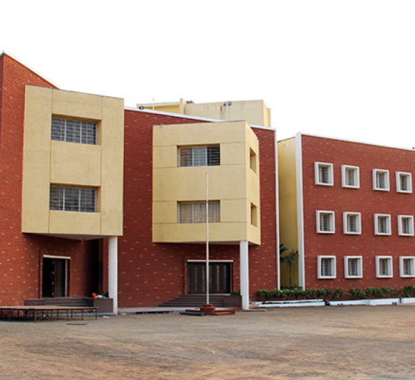 Raja Naraynlal Lahoti English School