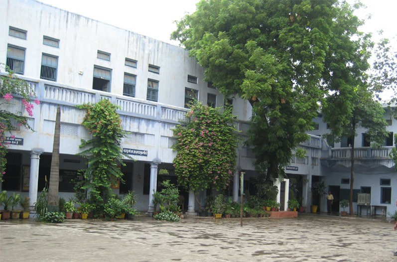 Ramjas Girls' Senior Secondary School
