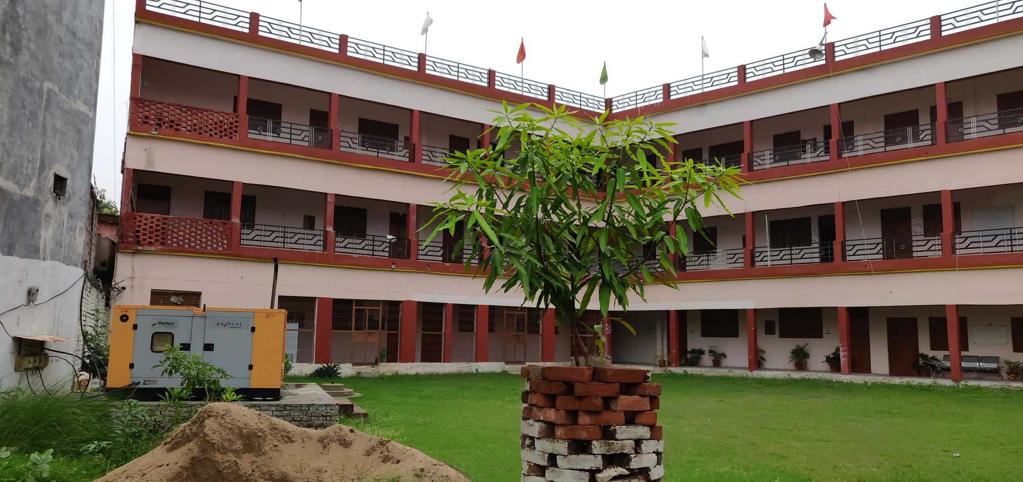 S P Convent Inter College