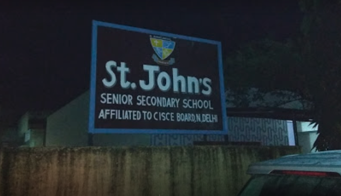 S T John's School
