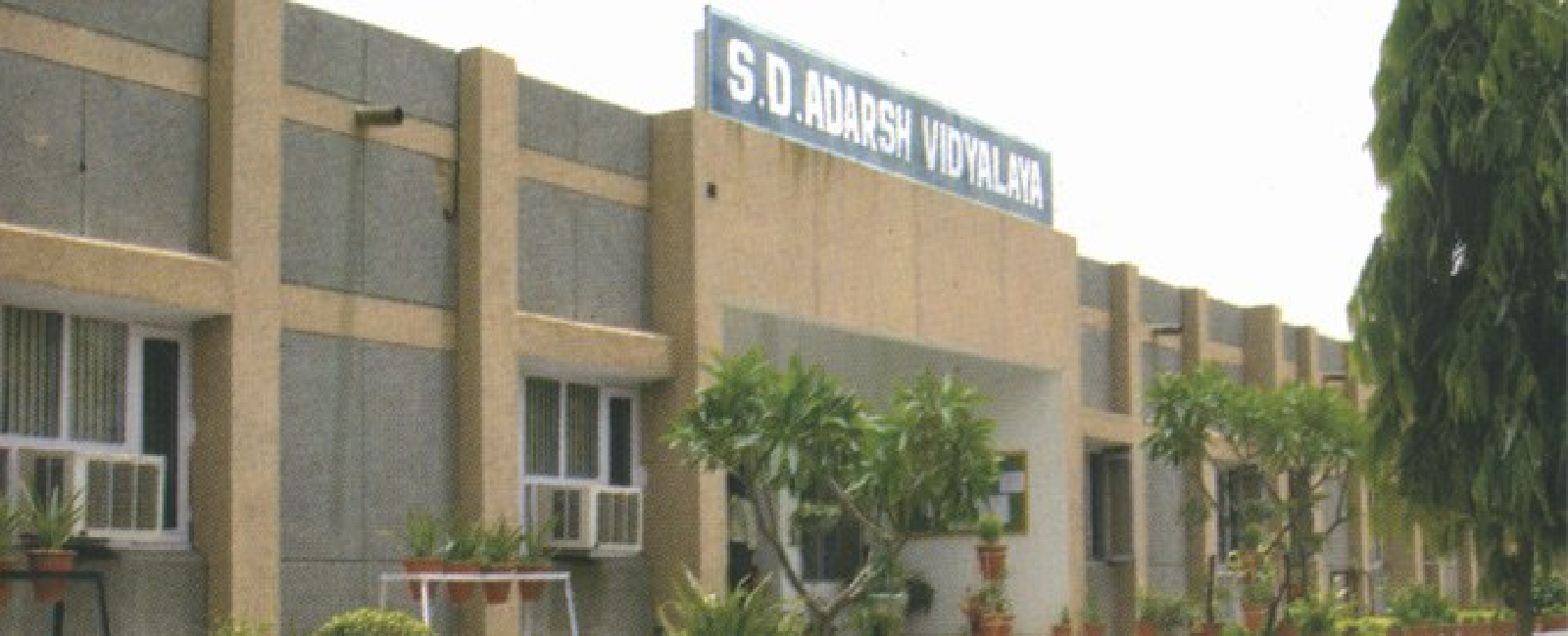 Sd Adarsh Vidyaalaya