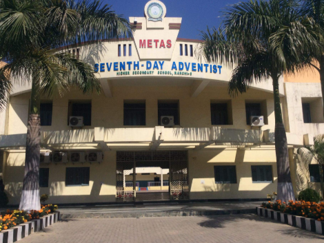 Seventh Day Adventist Senior Secondary School