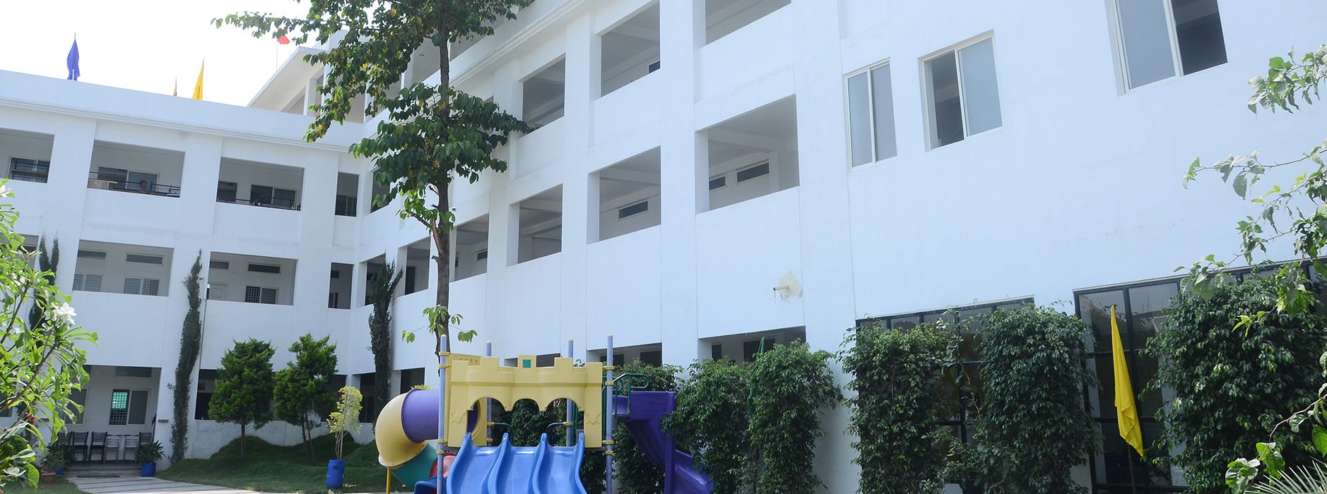 Shri G International School