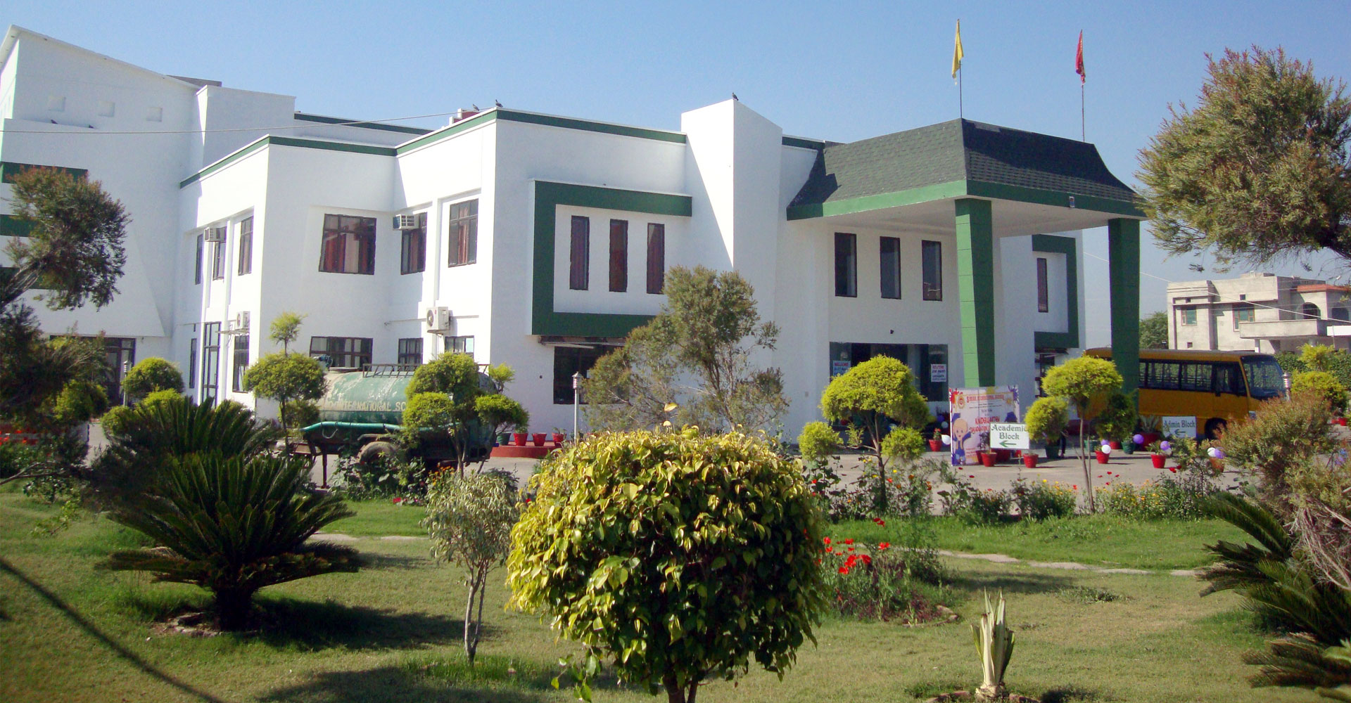Simigo International School