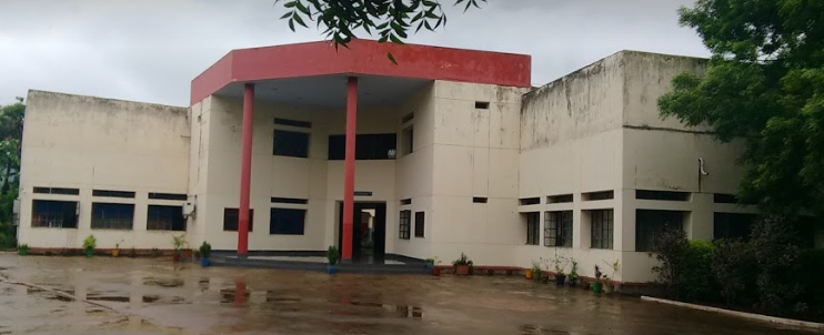 Smt Godavari Devi Saraf High School