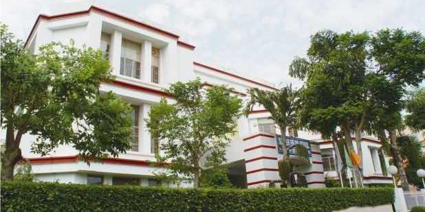 Summer Fields School