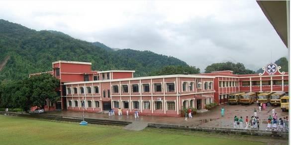 Universal Convent School